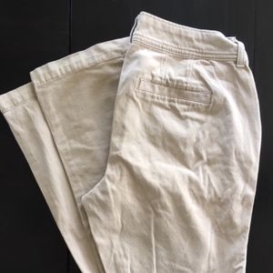 Old Navy Sweetheart khaki pants
